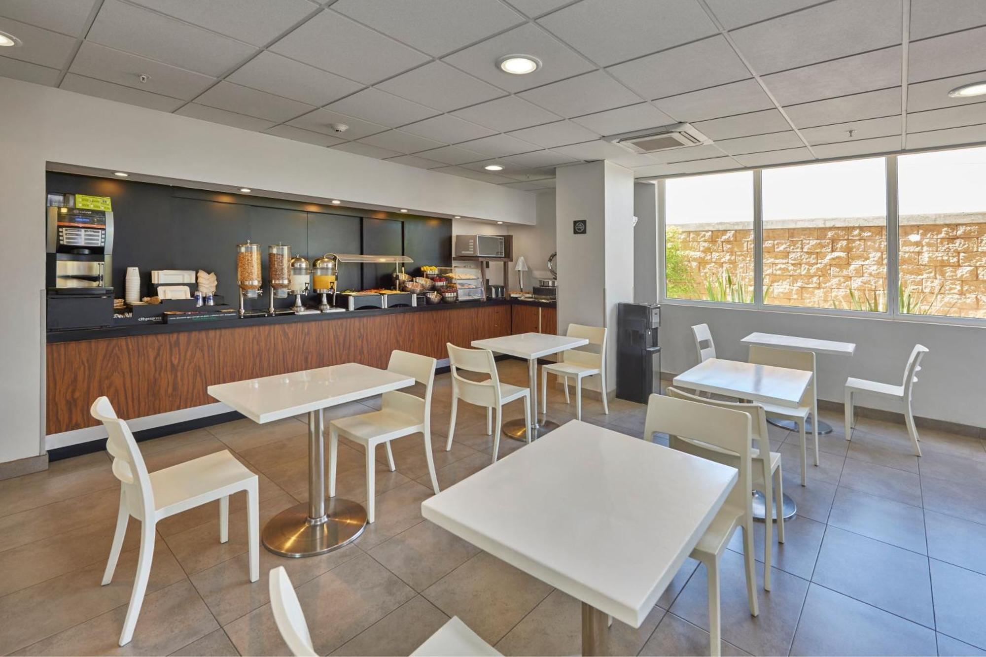 City Express By Marriott Monterrey Norte Rancho Los Encinitos Εξωτερικό φωτογραφία
