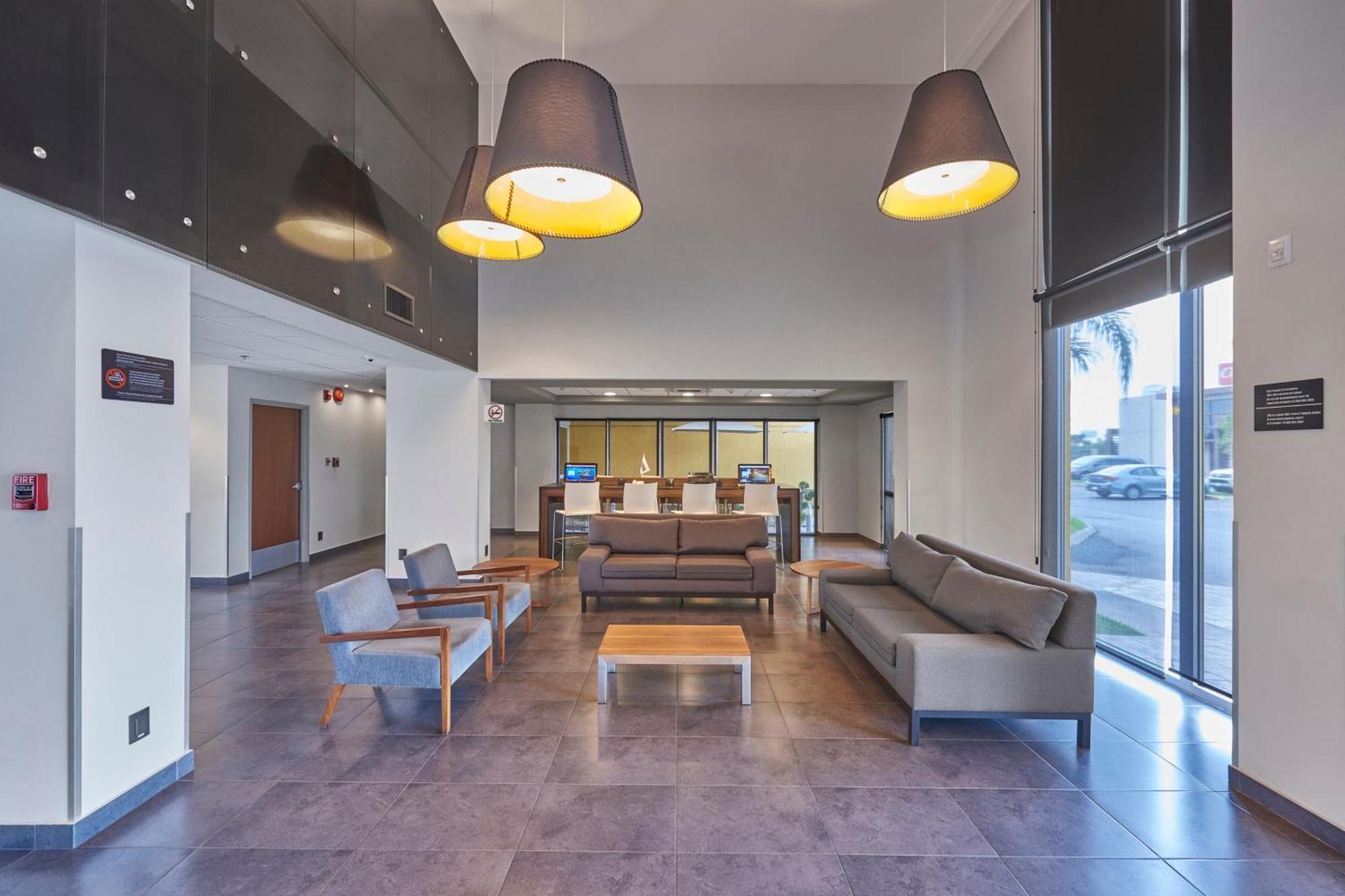 City Express By Marriott Monterrey Norte Rancho Los Encinitos Εξωτερικό φωτογραφία
