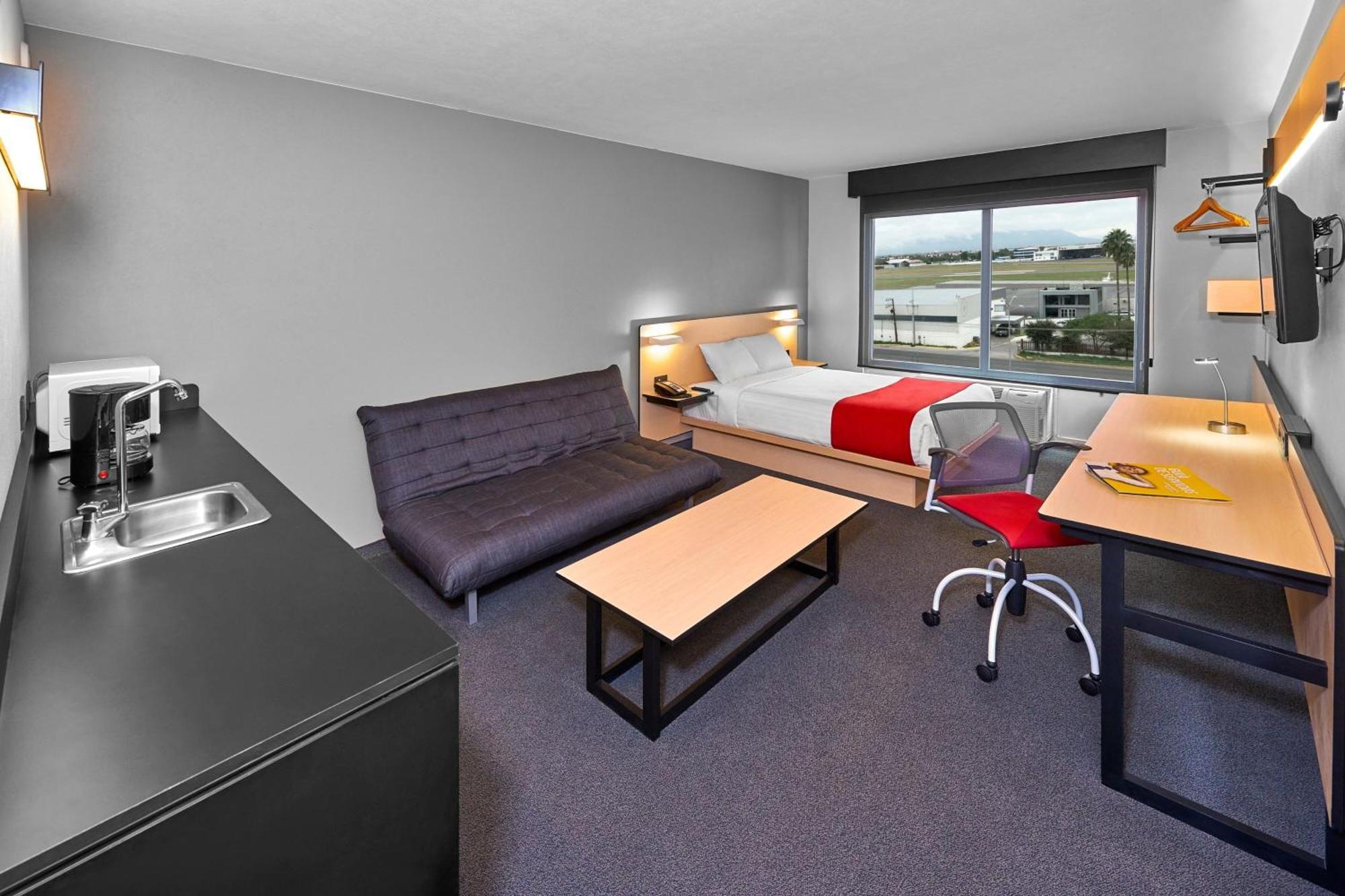City Express By Marriott Monterrey Norte Rancho Los Encinitos Εξωτερικό φωτογραφία